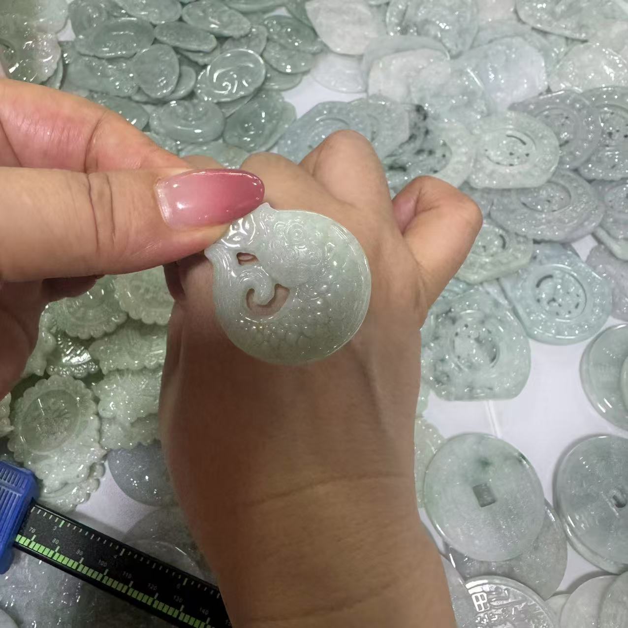 天然A货翡翠鱼吊坠-d270-多样性发一