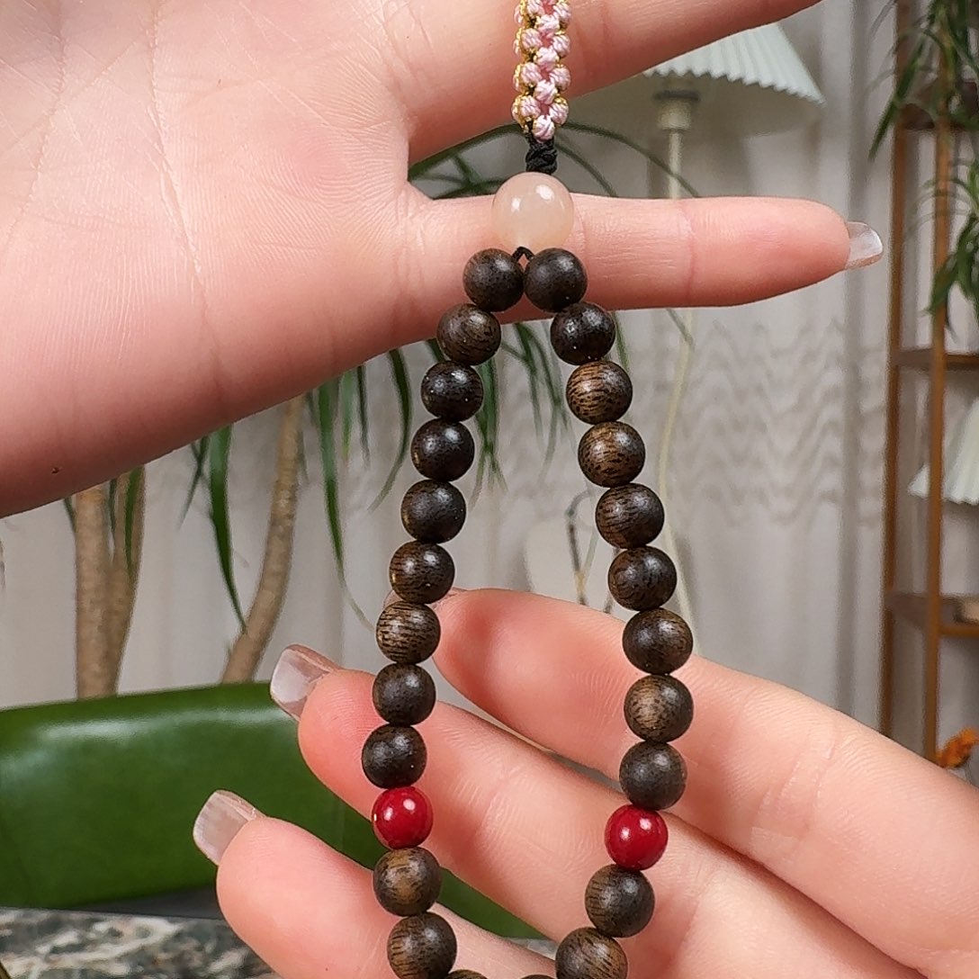 沉香沉香碎屑孤品手机链06搭配南红多样性发一