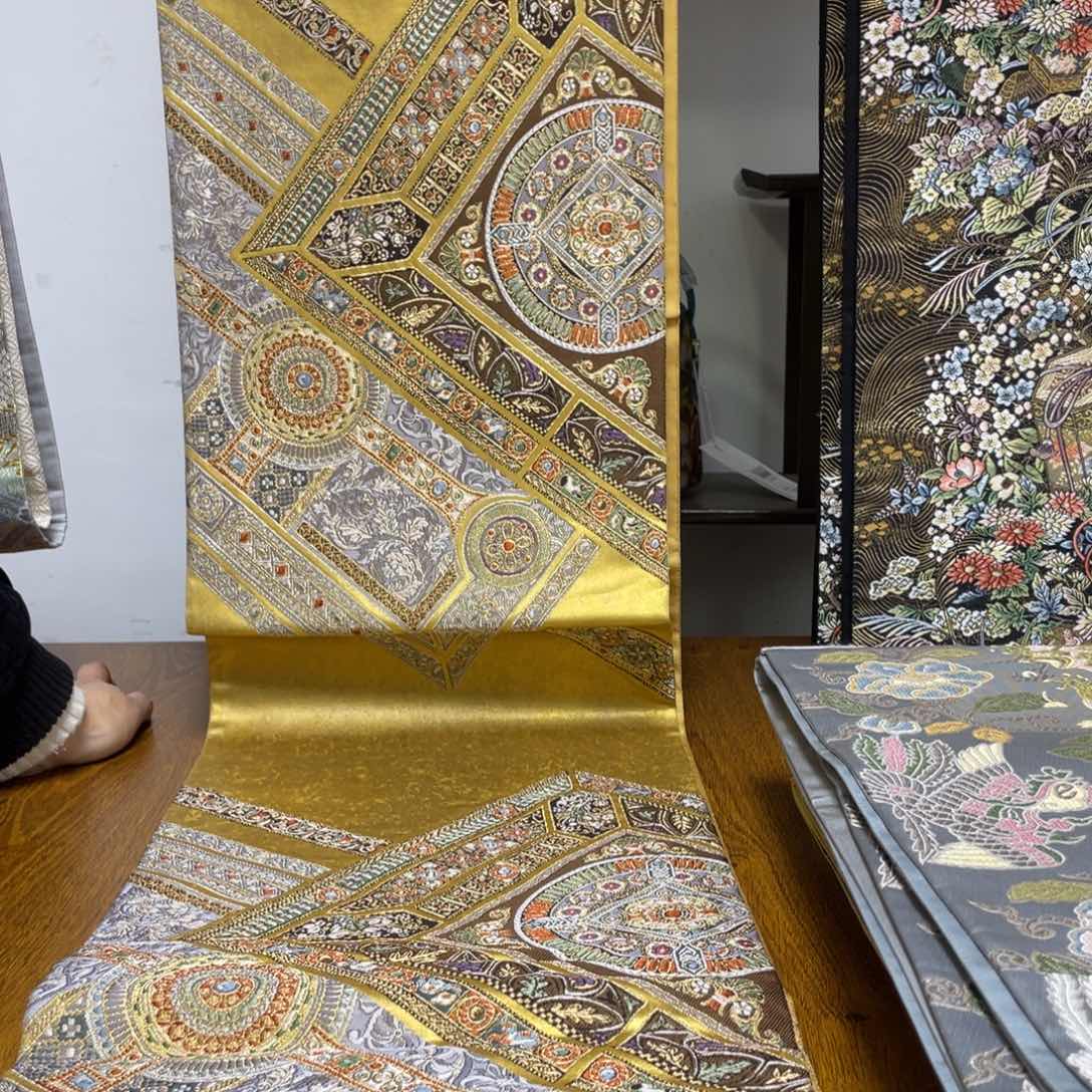 织绣织锦缎，织锦缎，