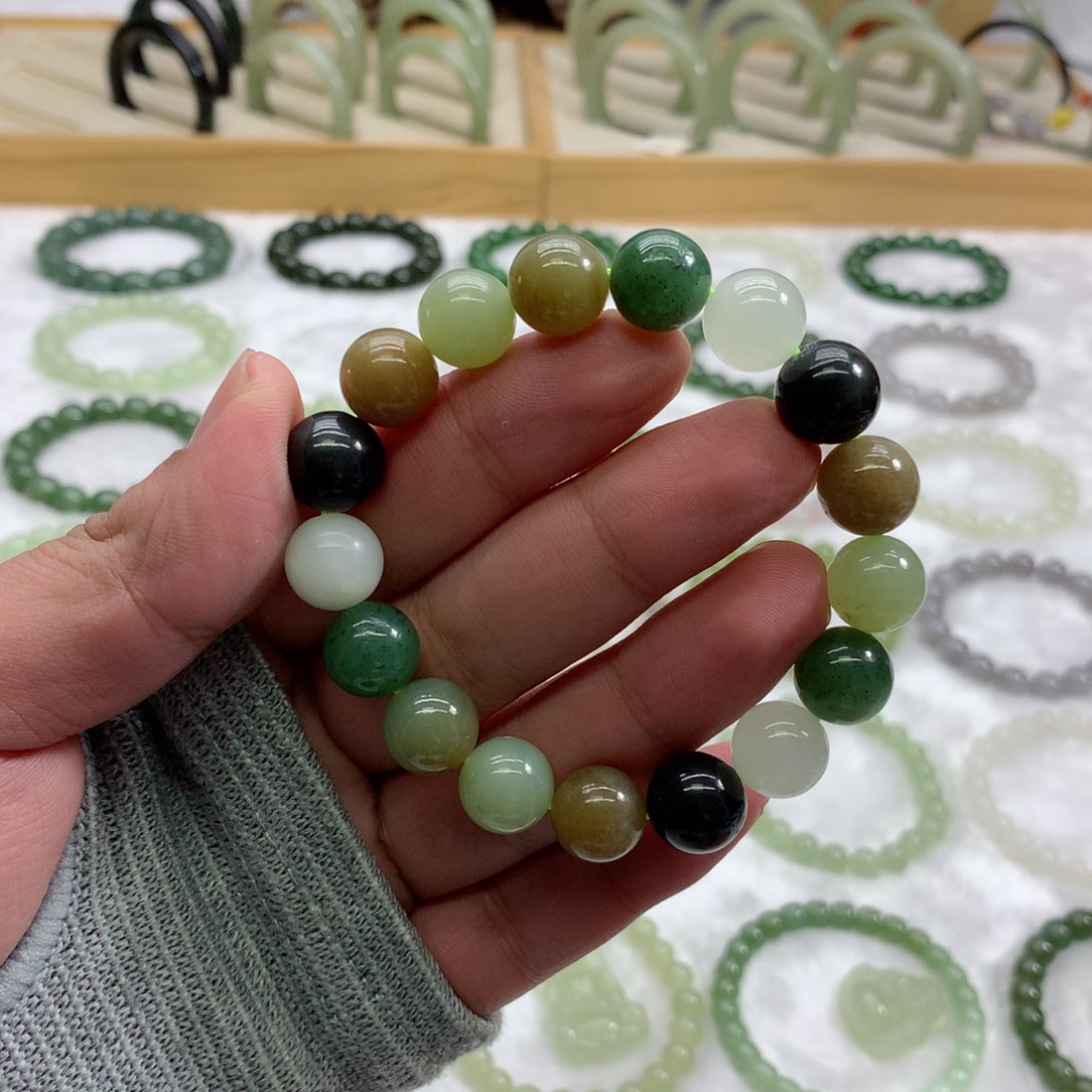 未镶嵌手串和田玉（多宝12）