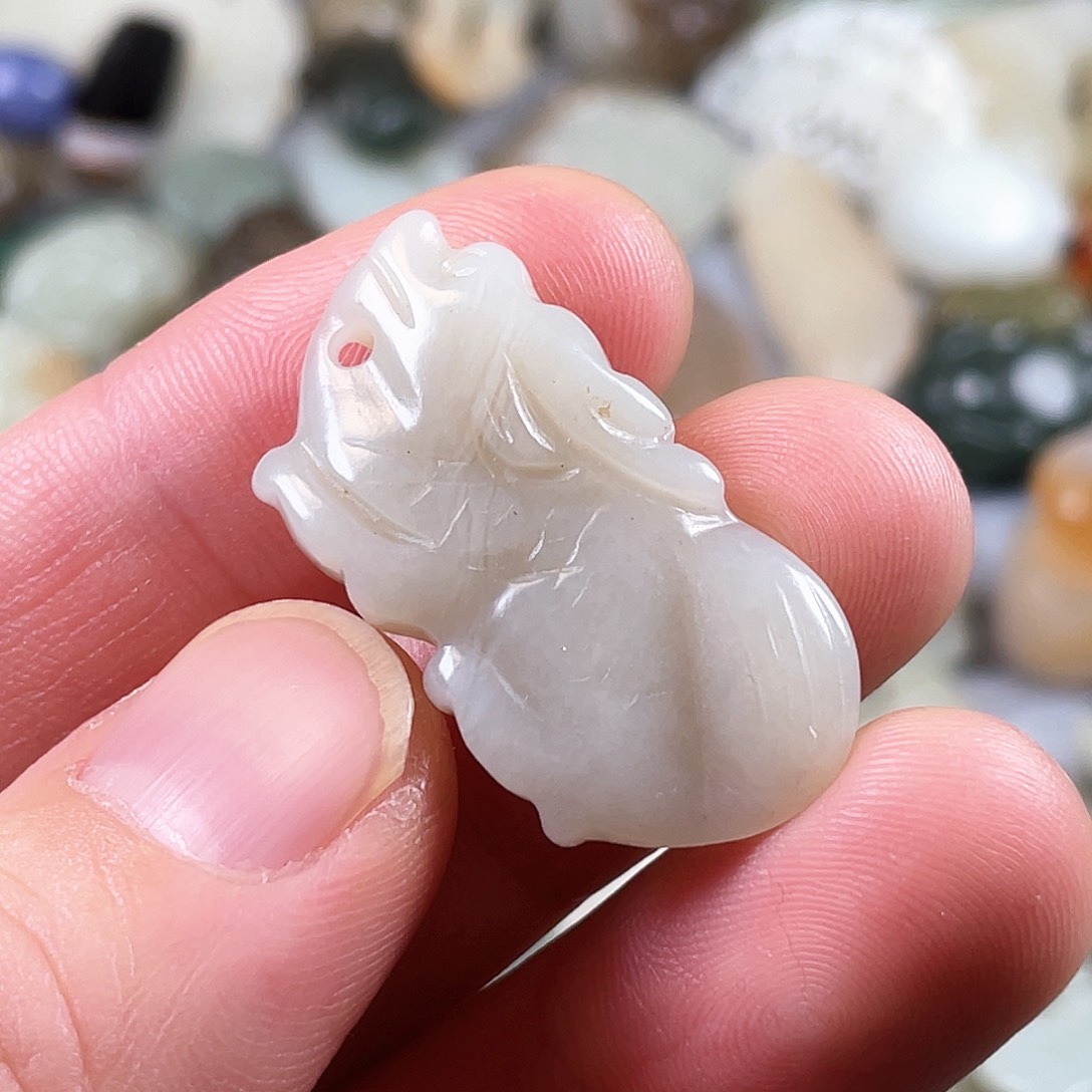 和田玉（糖玉）颈饰未镶嵌