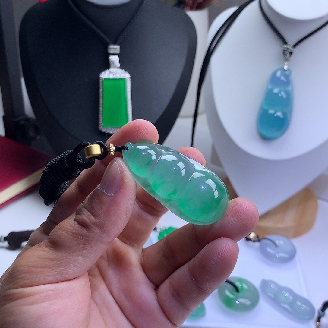 珐琅非金属吊坠豆子