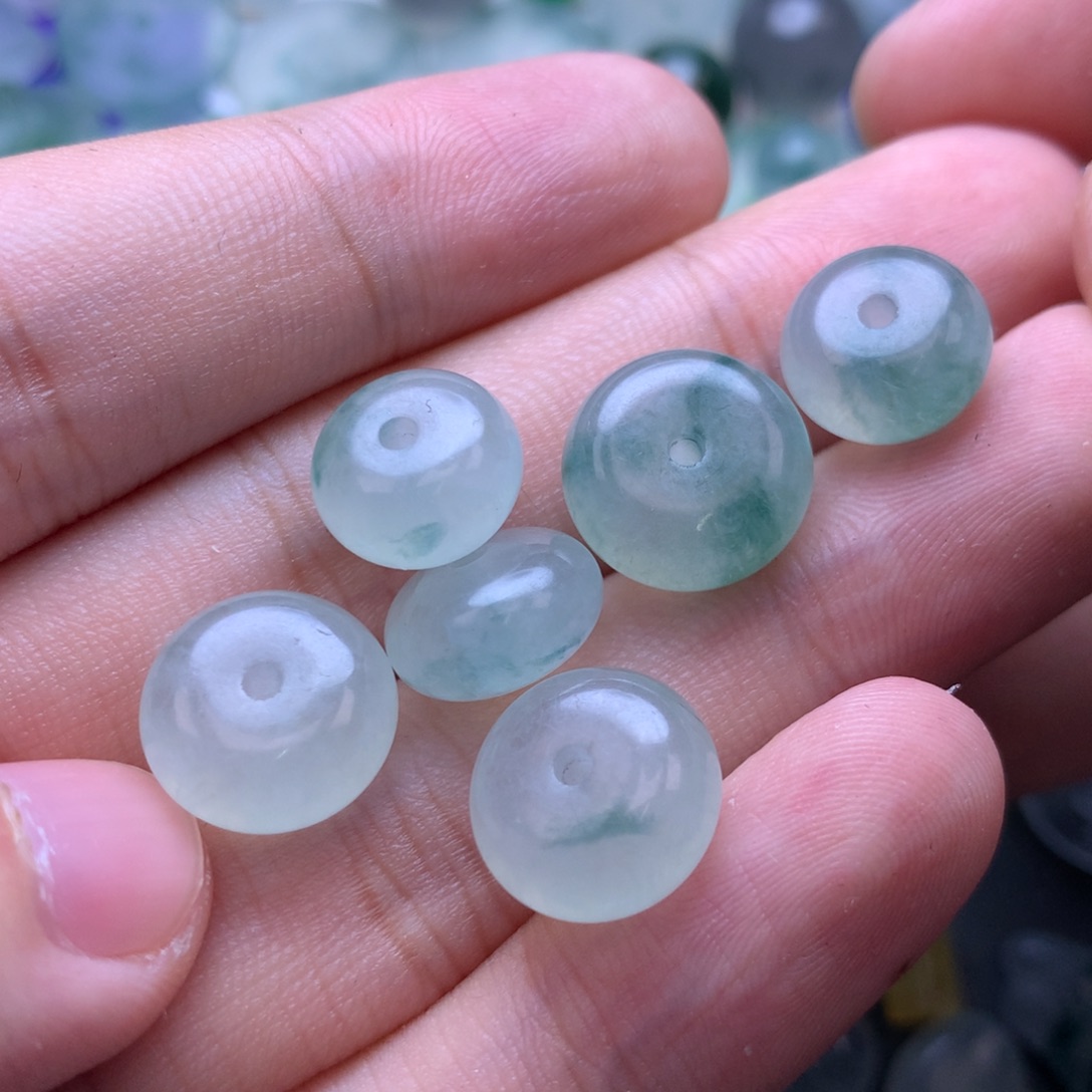 定制翡翠未镶嵌珠子