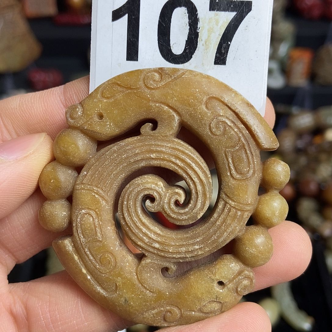 和田玉（糖玉）饰品未镶嵌