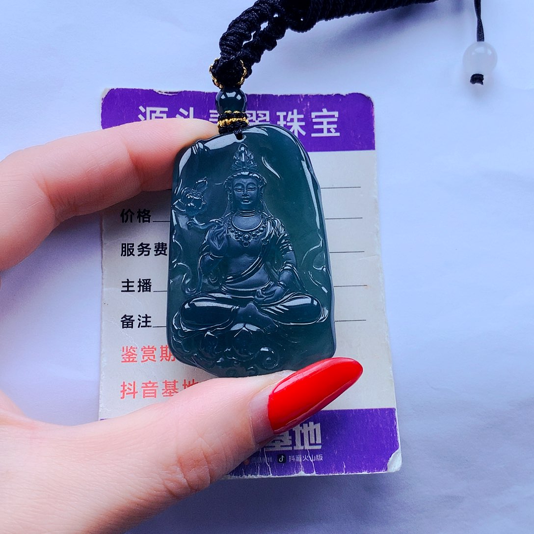 颈饰未镶嵌翡翠.纯天然Ａ货翡翠，挂件