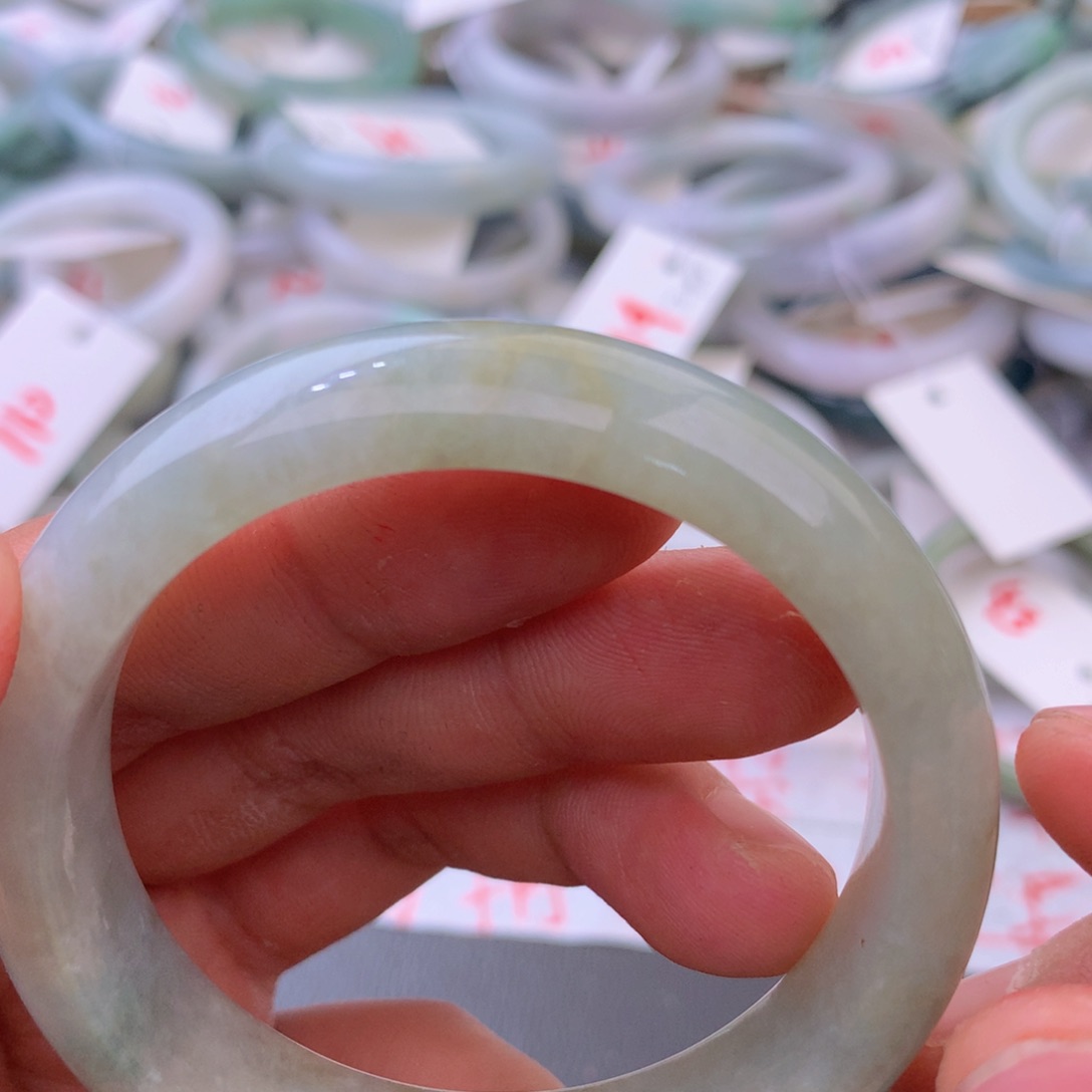 翡翠手镯未镶嵌2566888888888