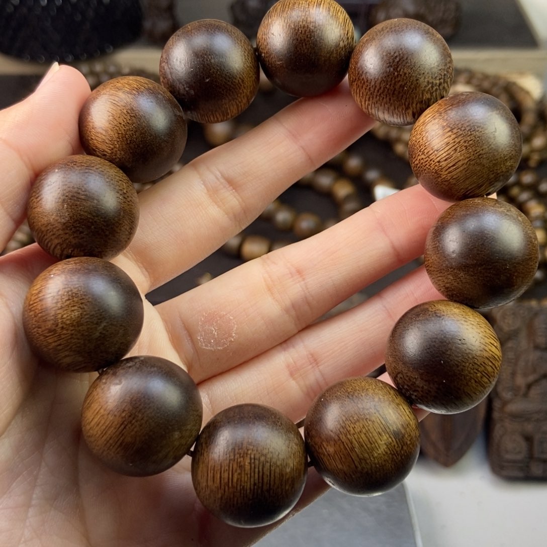 手串沉香木般*熊富森红土