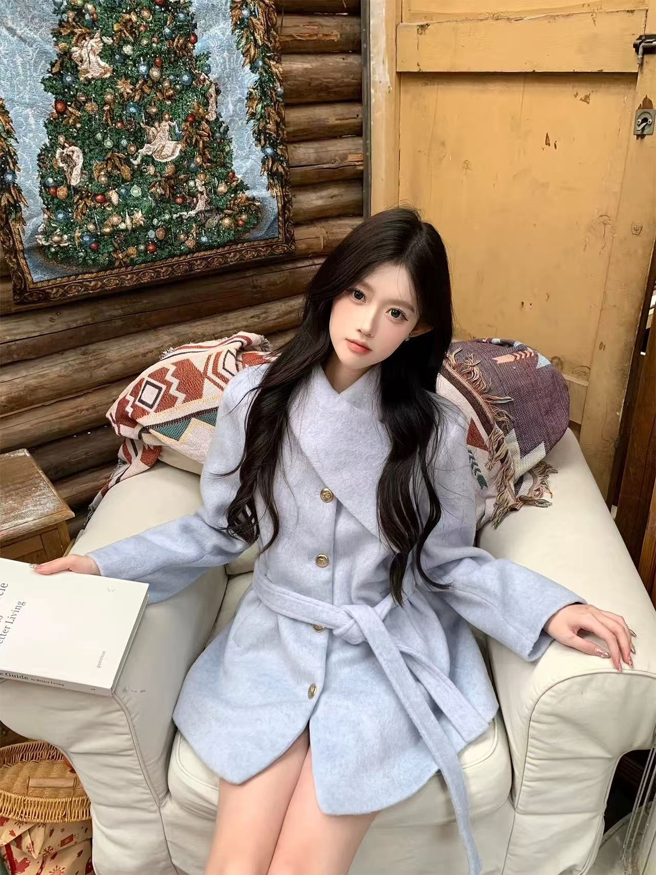 E8-2三色”侧领扣“金扣羽羽绒外套（1133/1122）（有腰带）