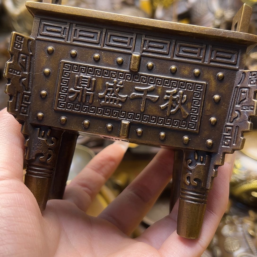 精美铜器点击下单