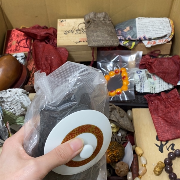 瓷片哈中古工艺品一件