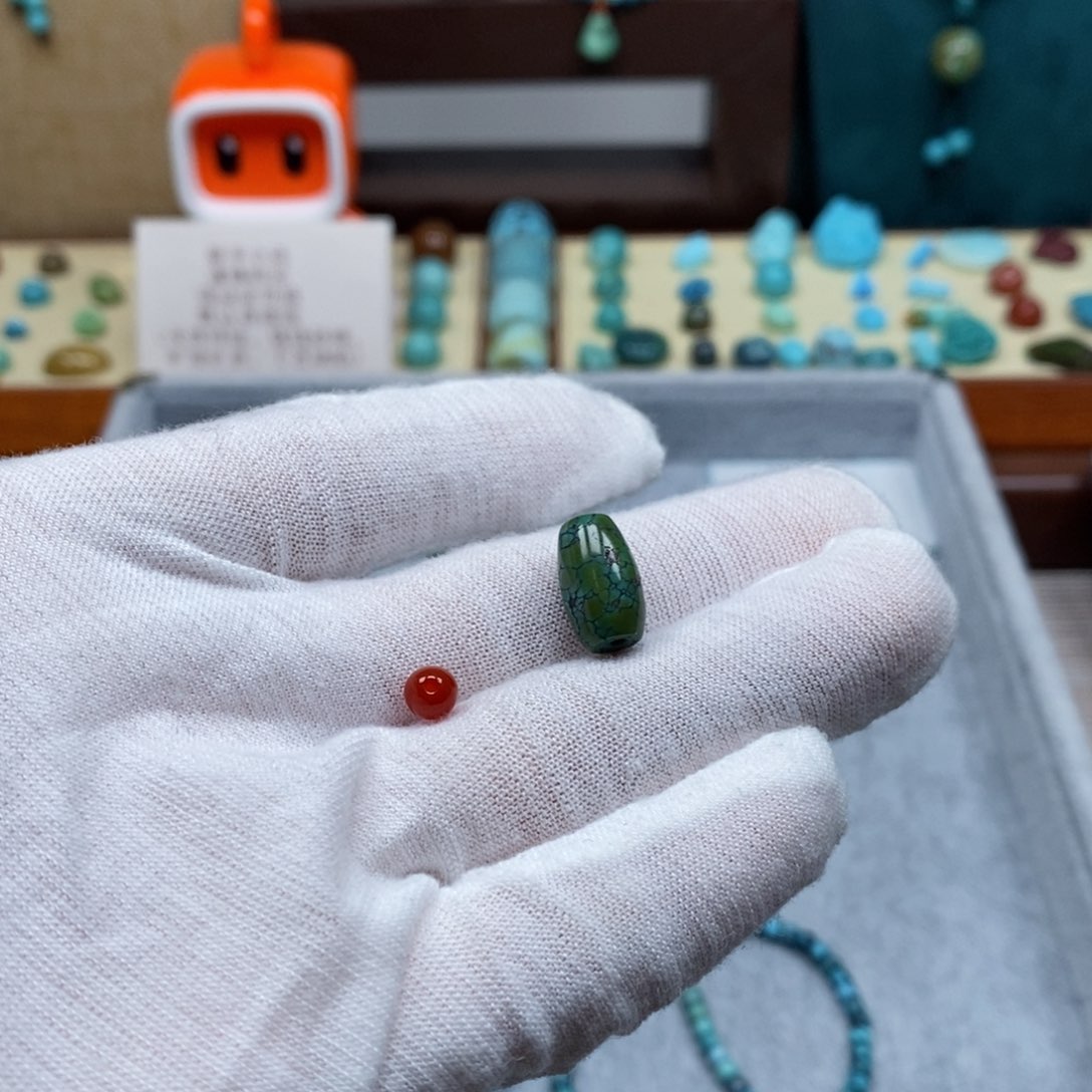 未镶嵌配饰南红玛瑙