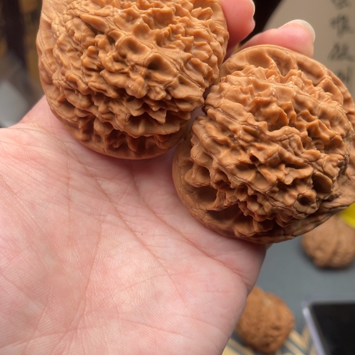 粘***室核桃51全品麒麟纹官帽