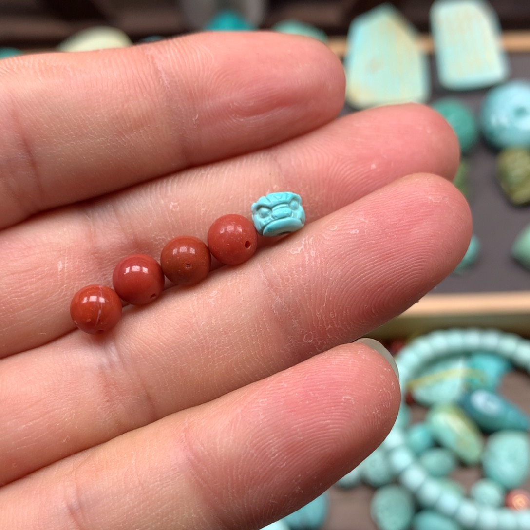 南红玛瑙雕刻未镶嵌