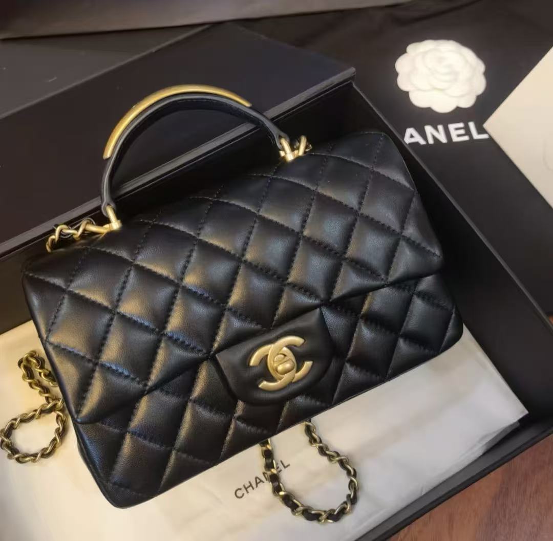 99新 Chanel/香奈儿 任意门奢品/香奈儿22b黑金金手柄大mini /99
