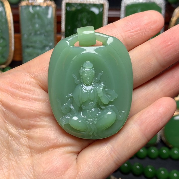 吊坠(不含链)未镶嵌和田玉（碧玉）