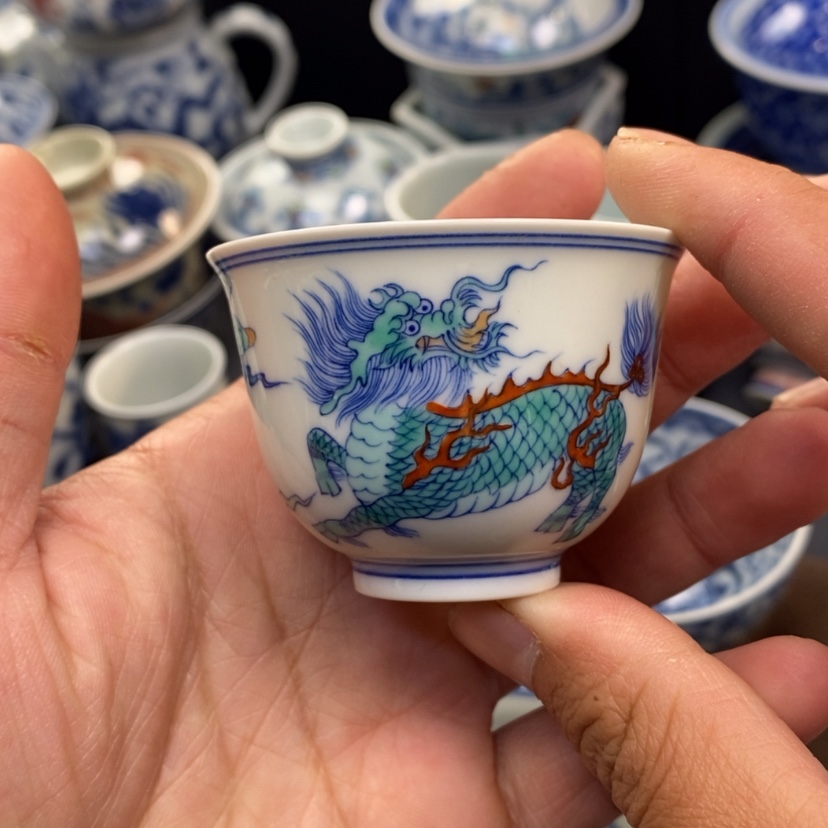 【闪购商品】景德镇青花斗彩主人杯