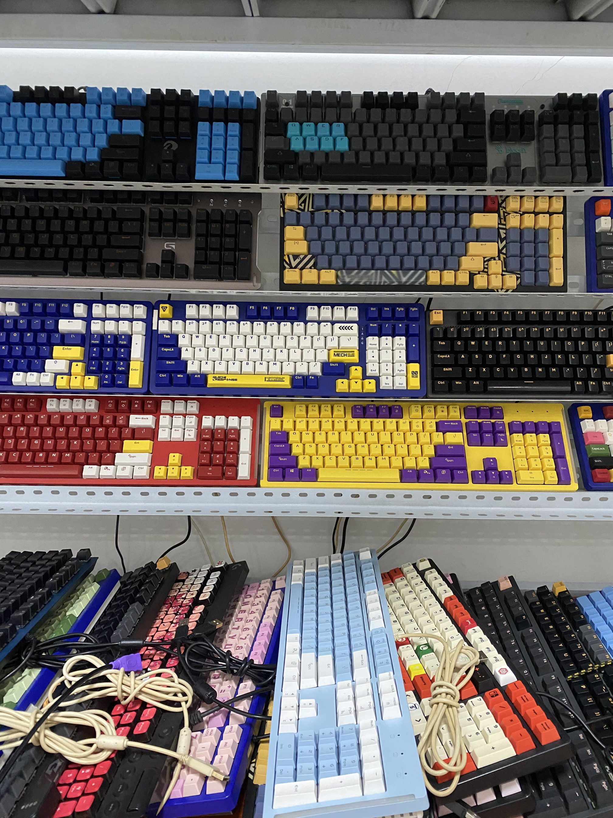 通用链接 键盘  鼠标  耳机 网吧电竞回收