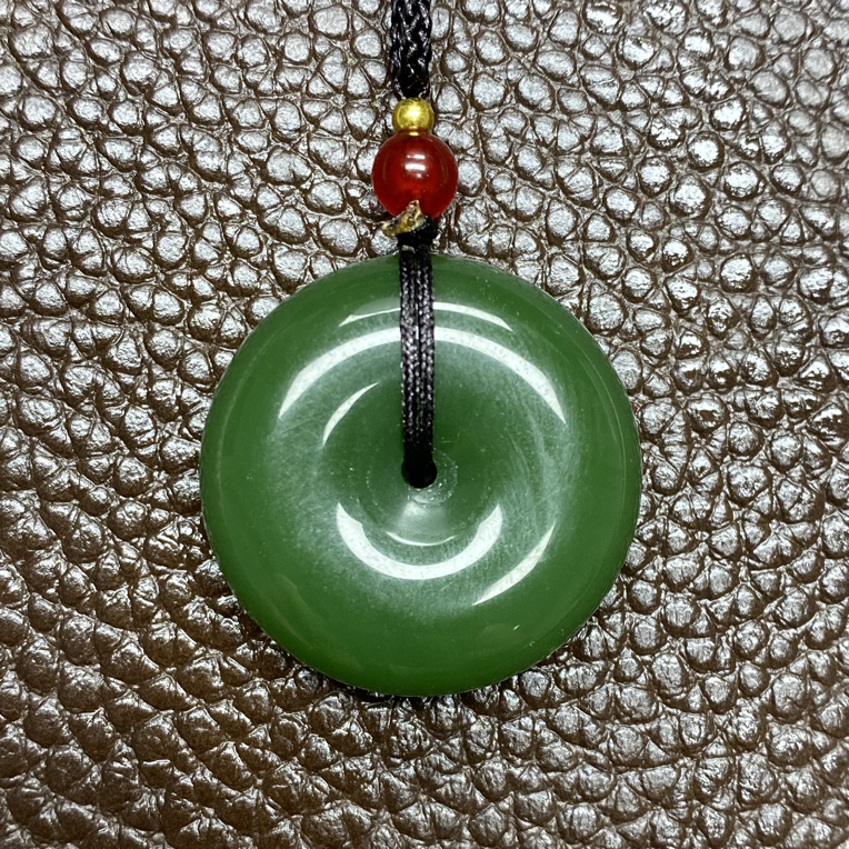 新疆碧绿大平安扣吊坠多样   126号