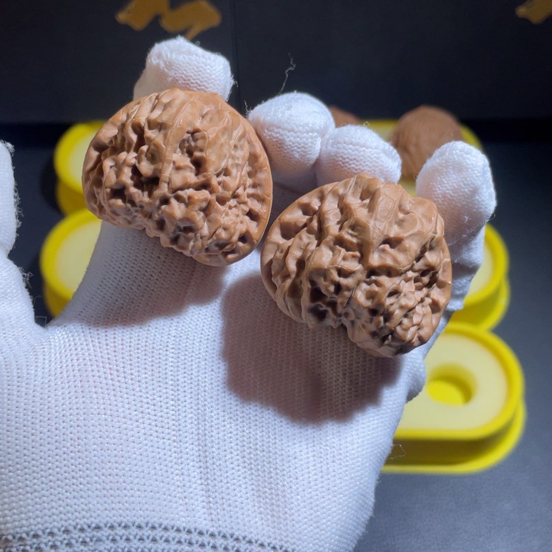 文玩核桃把件1号不全品边42肚44延庆三角蛙克重44.3