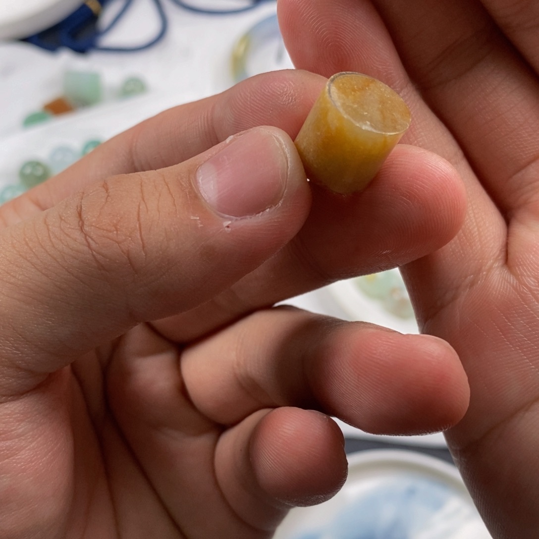 【闪购商品】定制翡翠未镶嵌淡***?定制