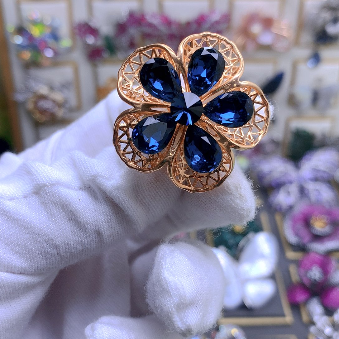 合成立方氧化锆铜戒指