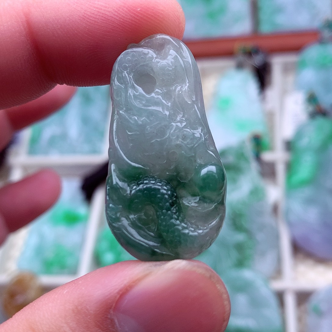 翡翠未镶嵌吊坠(不含链)