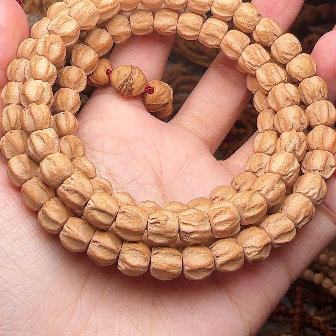 柏香籽/百香籽吊坠墨****0