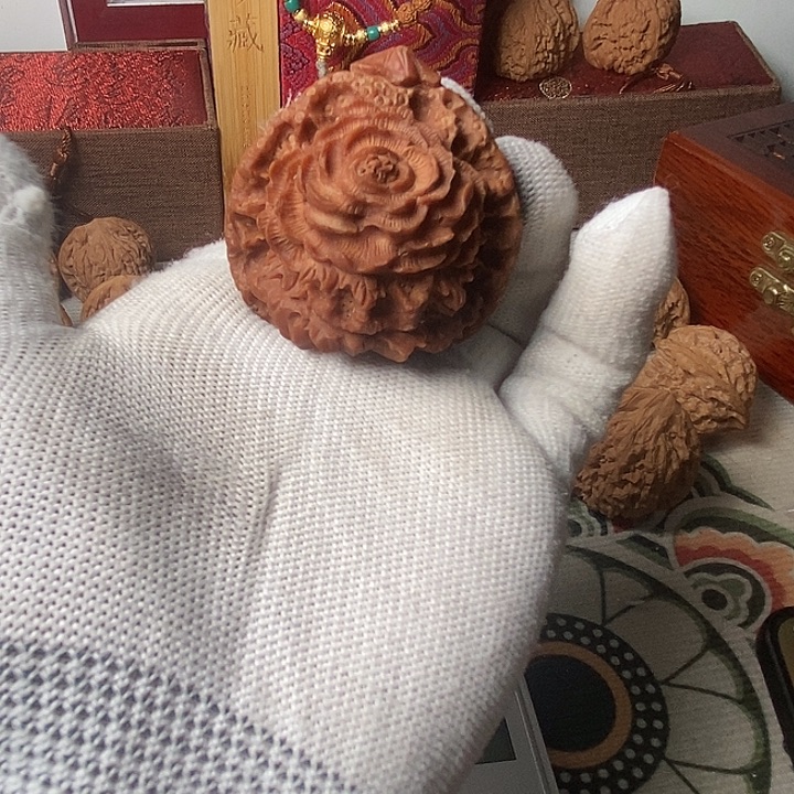 文玩核桃吊坠单只双面莲花雕刻