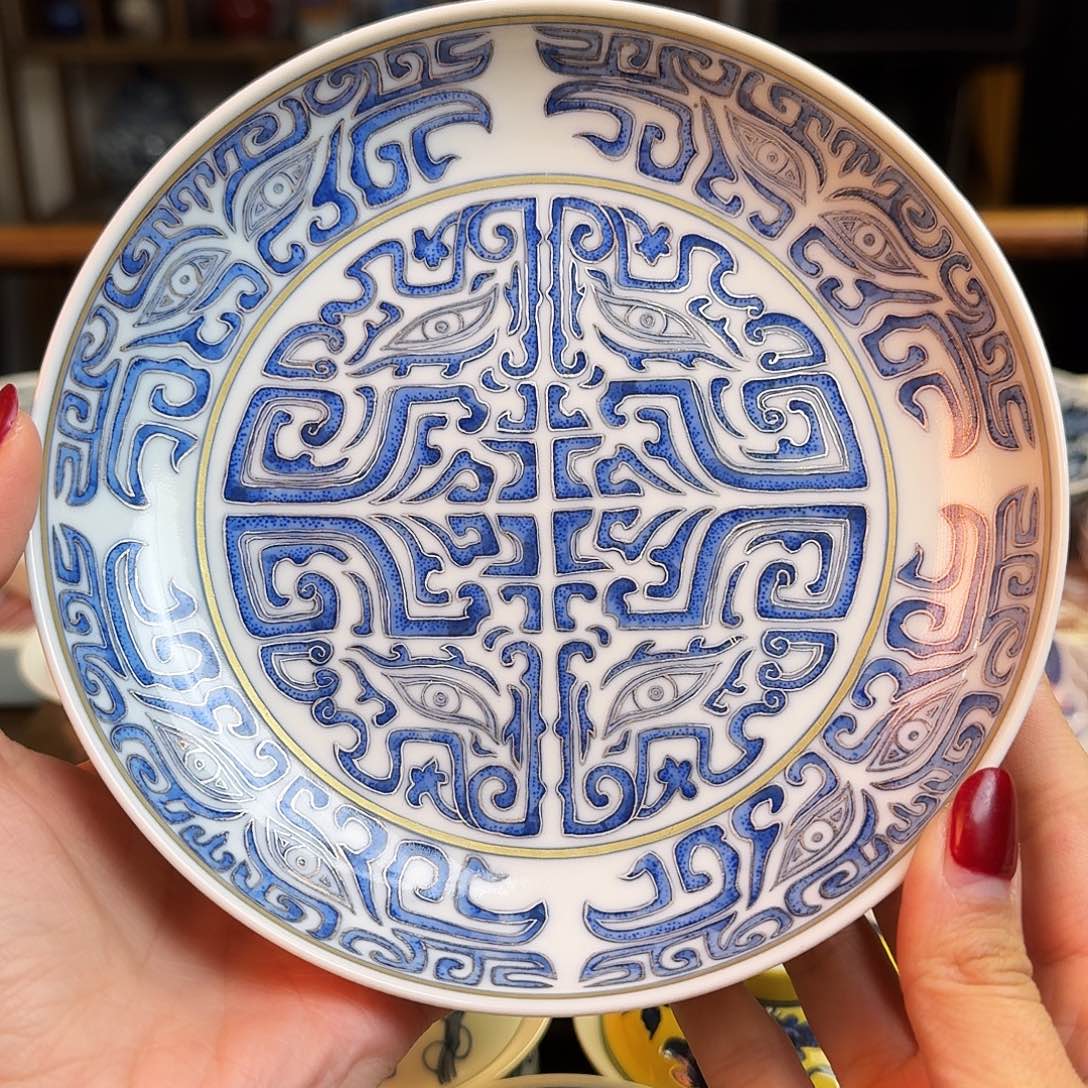 杯重工微瑕点工饕餮纹壶乘