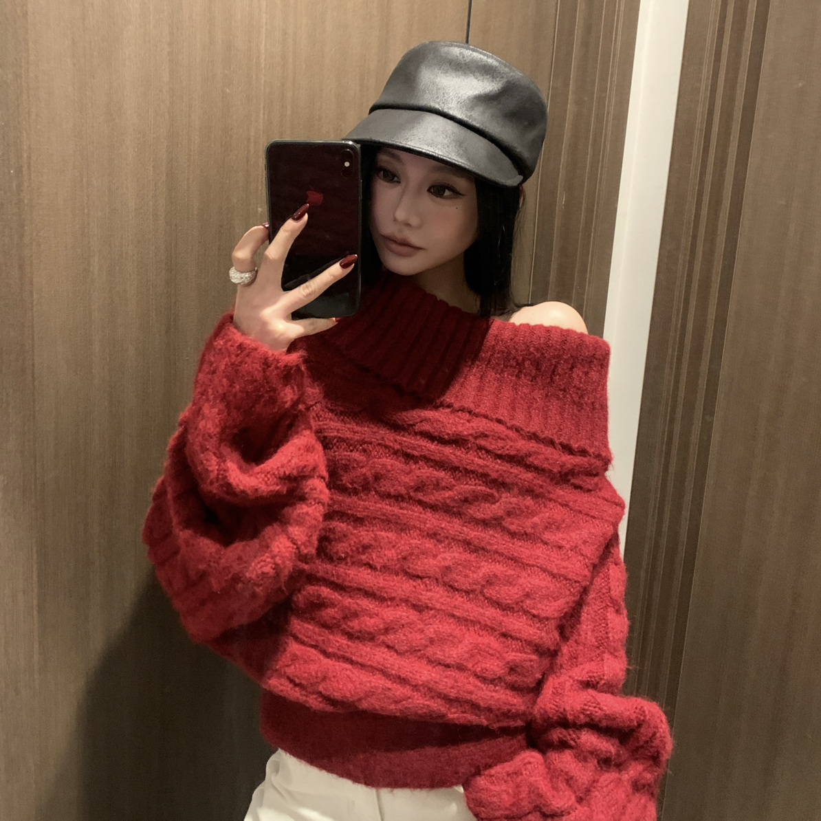 “圣诞快乐”一字肩高领麻花针织毛衣上衣秋冬J25120511