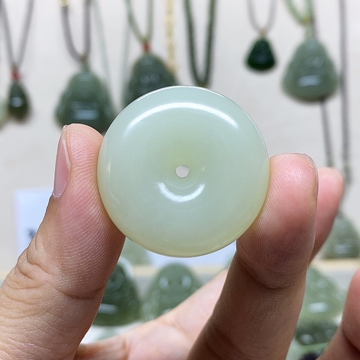 【闪购商品】和田玉颈饰未镶嵌