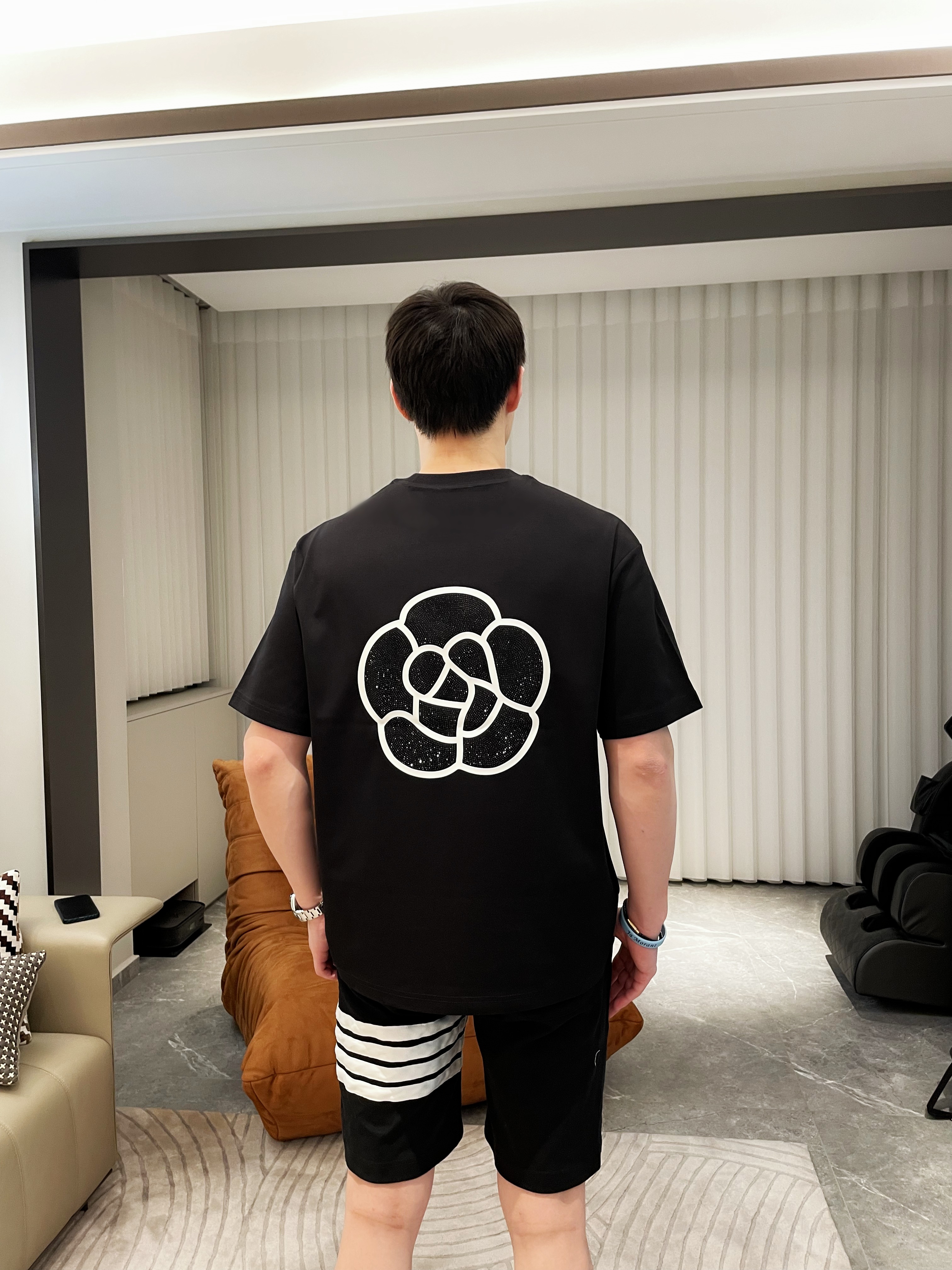 新款秋冬打底重磅美式轻奢潮痞帅爆款情侣宽松高级感男士t恤短袖