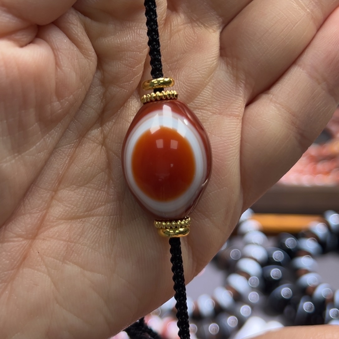 玛瑙/玉髓合金颈饰