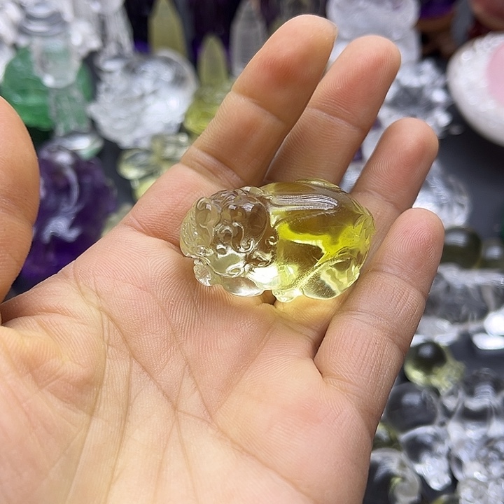 水晶吊坠未镶嵌张***画吊坠