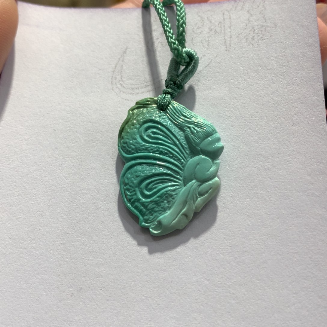 绿松石配饰未镶嵌