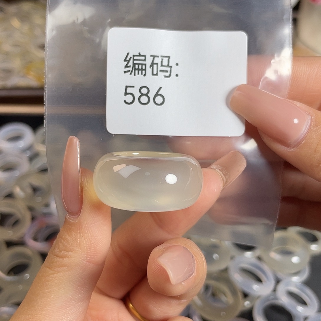 玛瑙/玉髓未镶嵌戒指586港18