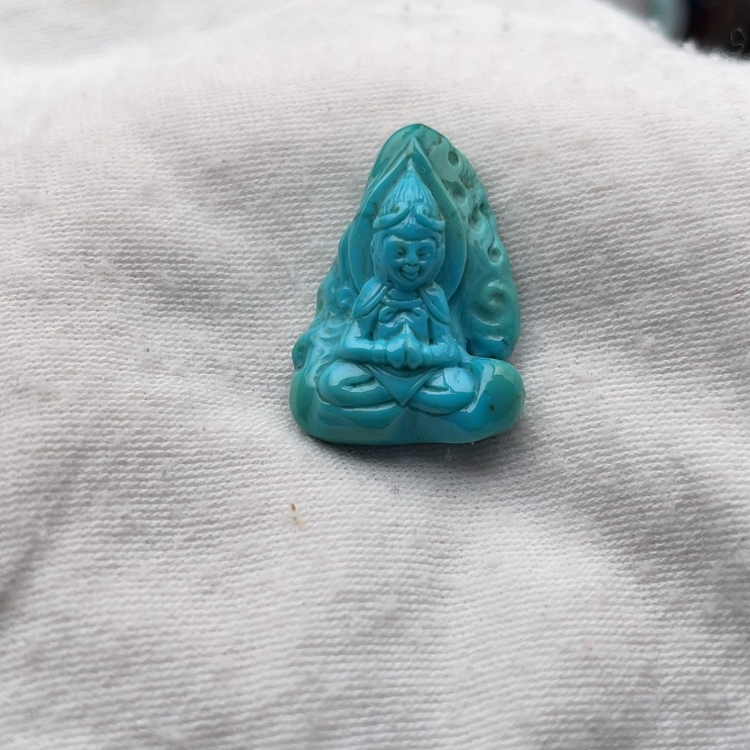 绿松石未镶嵌颈饰