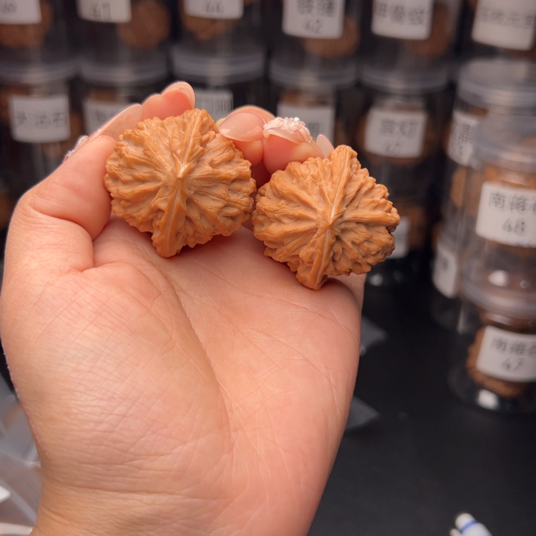 文玩核桃吊坠大***风龙门涧