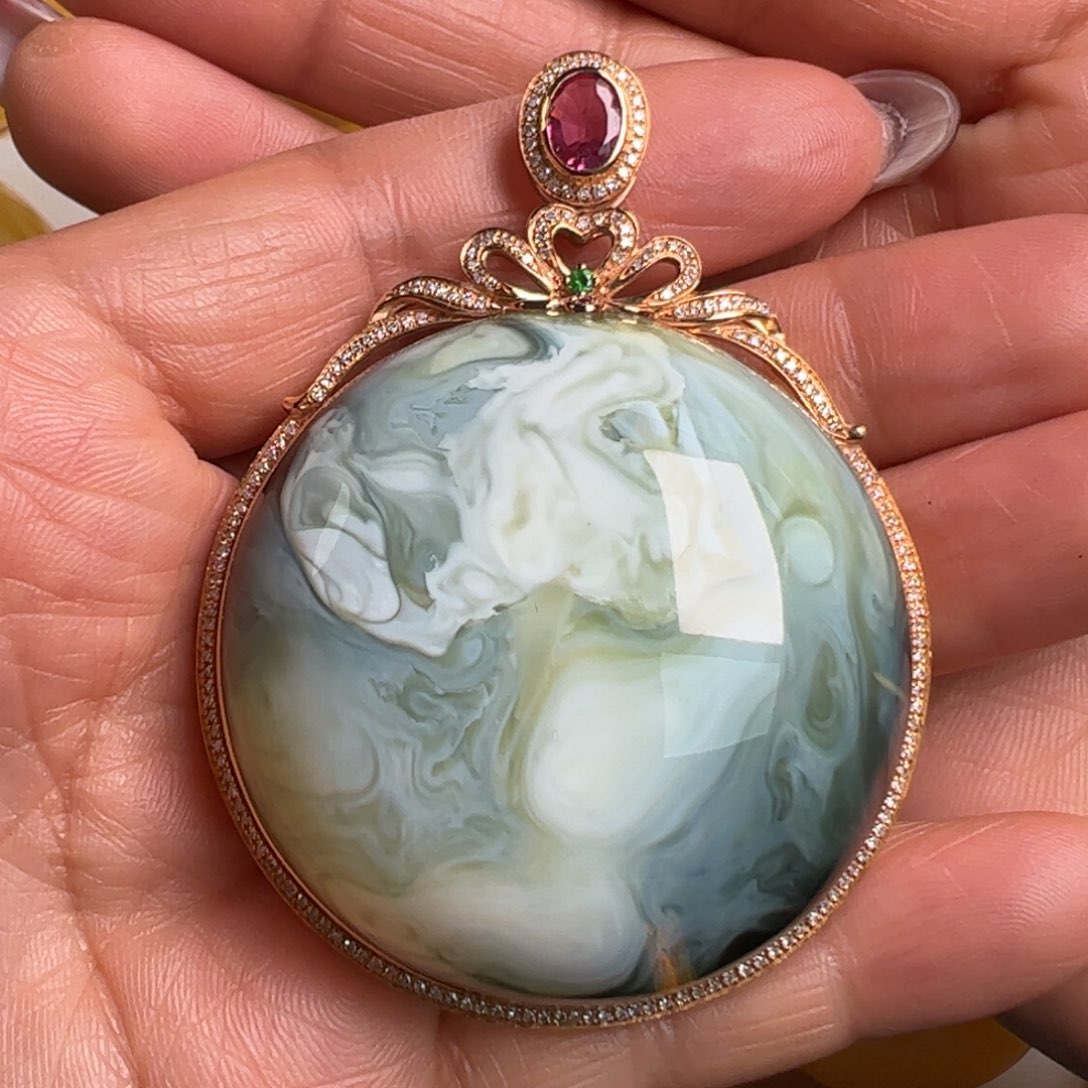 蜜蜡吊坠(不含链)18K金镶嵌