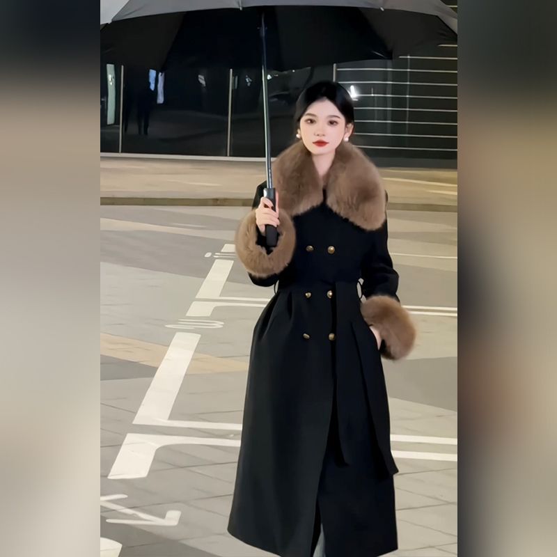【财阀千金】黑色赫本风长款大衣女冬季高级感收腰显瘦贵妇感外套