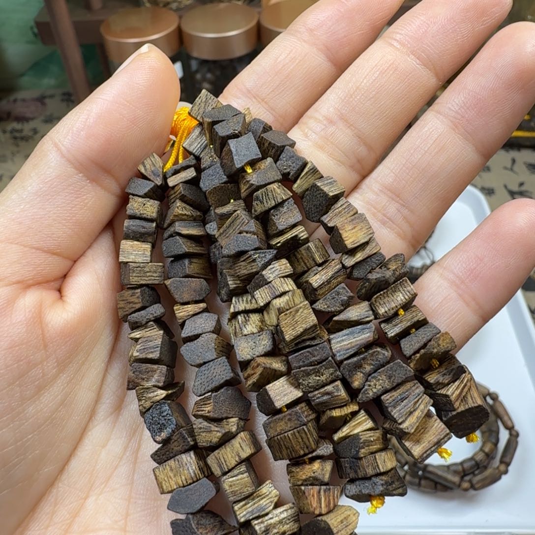 沉香沉香碎屑车绳子