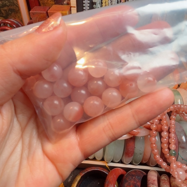 石英质玉手镯未镶嵌爱*咪