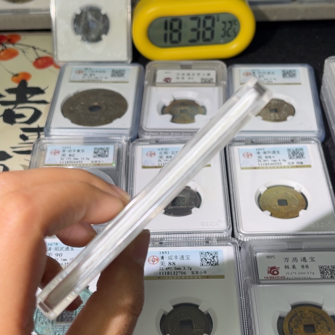 铜༄****?小瑶，福利品康熙人足宝一对，发顺丰