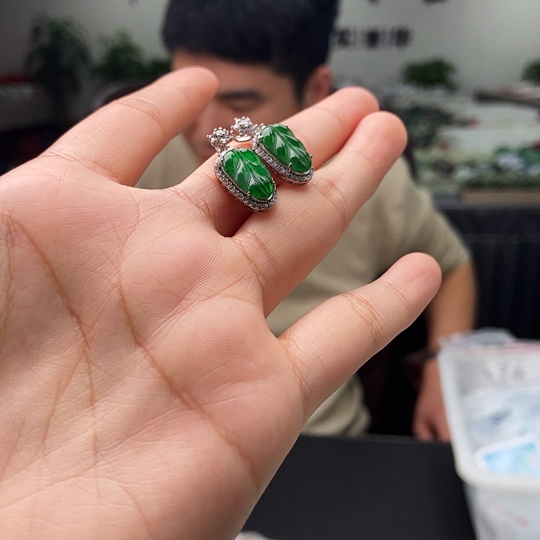 翡翠银S925镶嵌颈饰颜色多样性发拍一发一