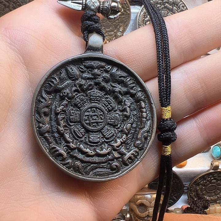 颈饰琉璃v bv g h h