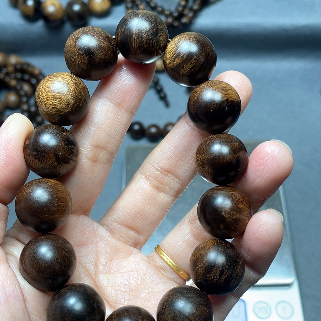 沉香手串真*卍白棋瘤疤1.6