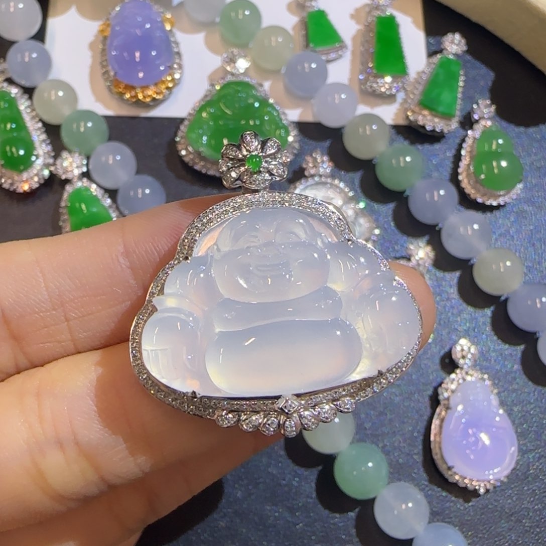 翡翠18K金镶嵌颈饰精品