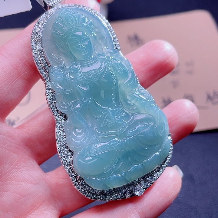 翡翠吊坠(不含链)未镶嵌