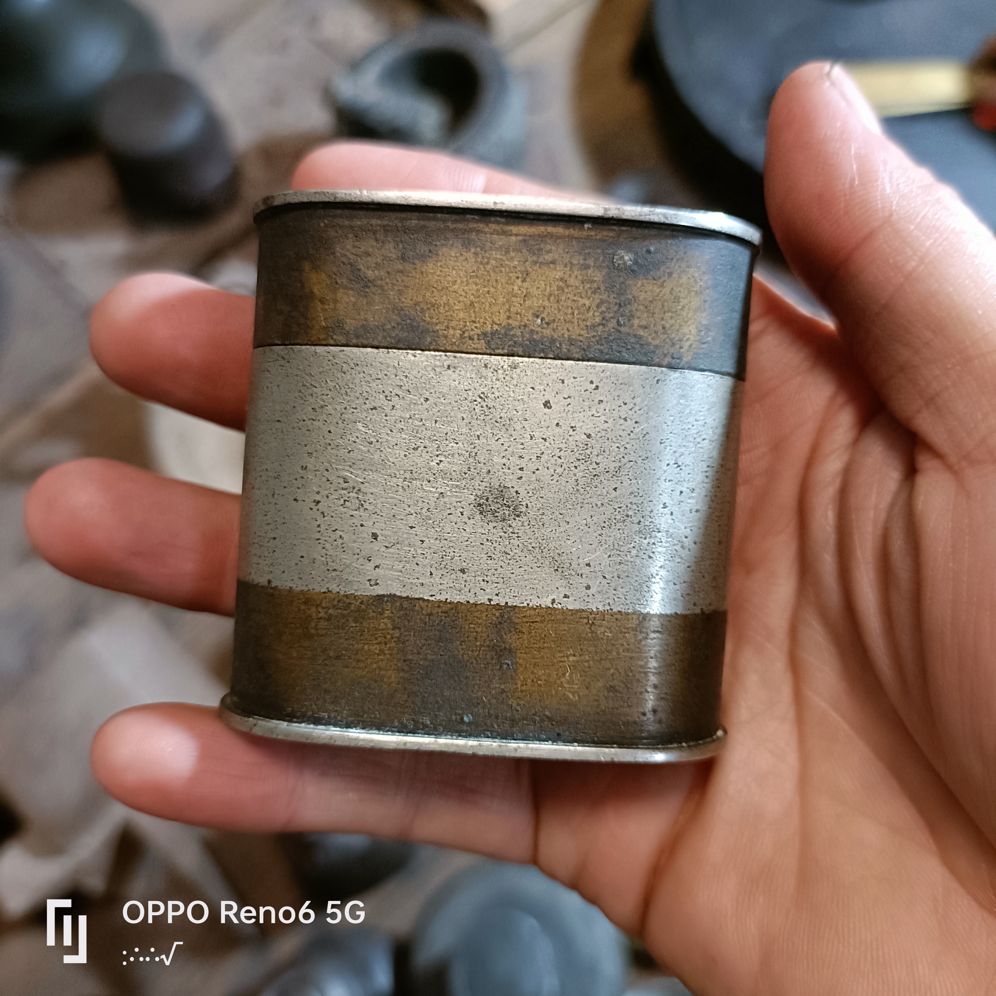 一个铜摆件，造型漂亮