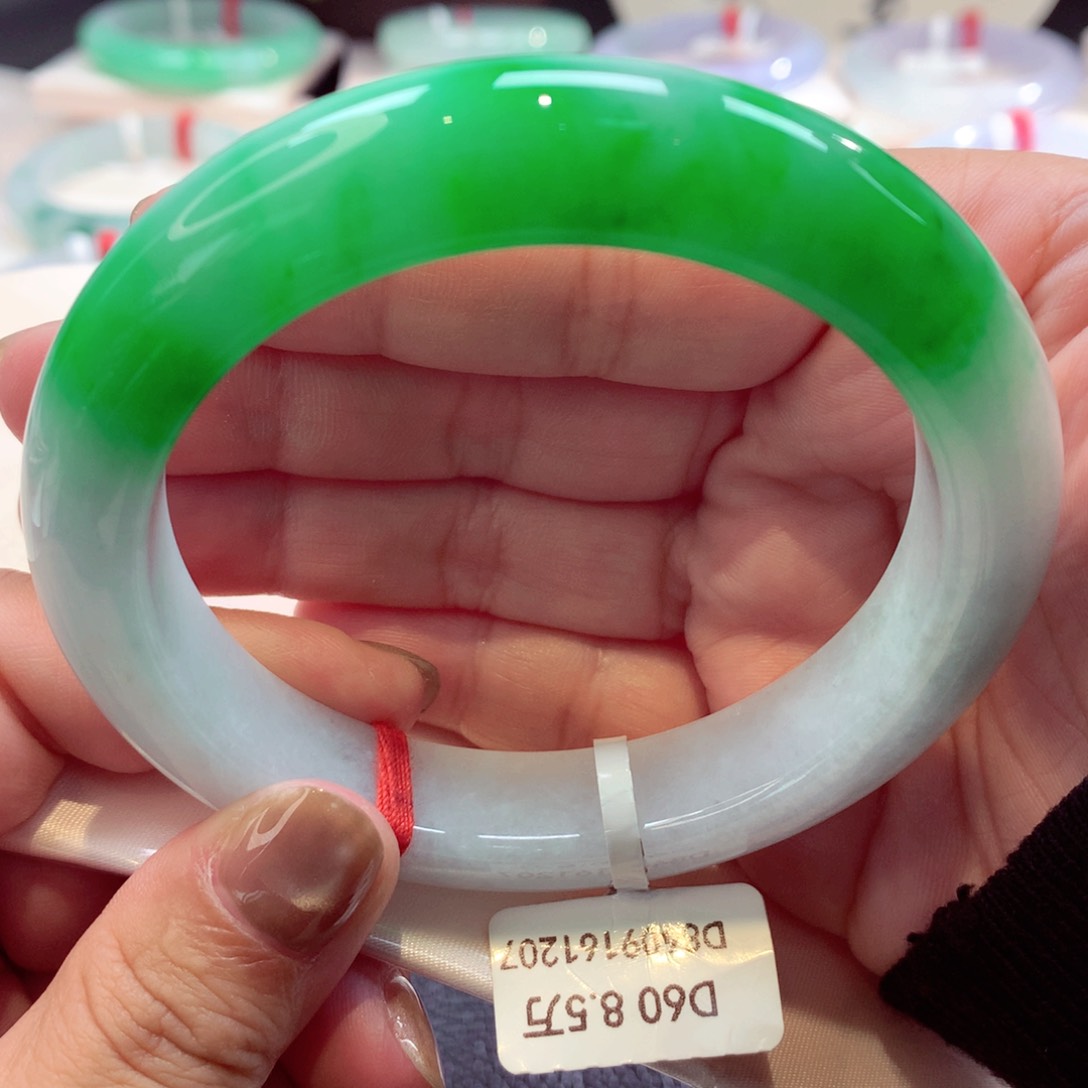 未镶嵌手镯翡翠大圈捡漏5号11